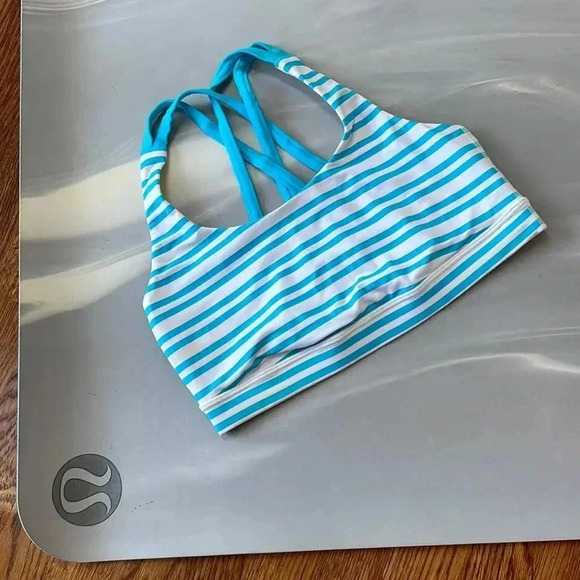 Lululemon I 8 - Picture 1 of 11
